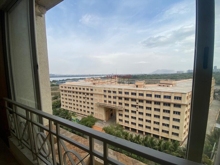 Exterior View, hiranandani-sunrays 2 Bedroom 727 Sq.Ft. Apartment In Ghodbunder Road Thane 9287088