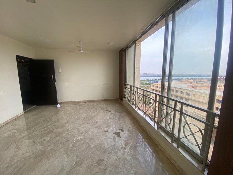 Room, hiranandani-sunrays 2 Bedroom 727 Sq.Ft. Apartment In Ghodbunder Road Thane 9287088