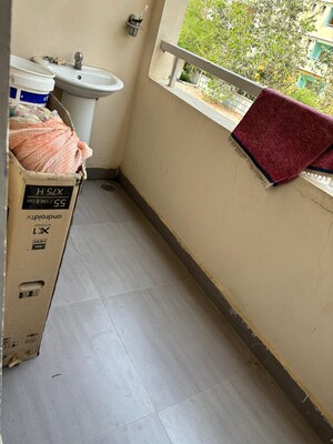 Furnished Amenities in 2 BHK Builder Floor at Madhapur – for Rent