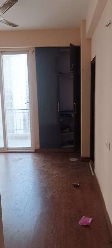 2.5 BHK Apartment For Sale in Amrapali Dream Valley, Tech Zone 4 Greater Noida