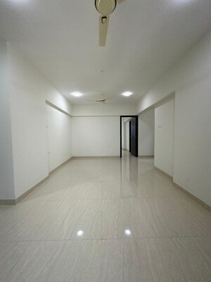 Room in 2 BHK Apartment at Dudhawala Proxima Residences, Andheri East – for Rent