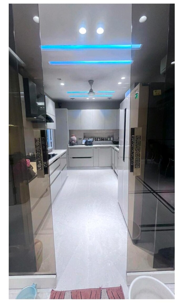 undefined, green park 5 Bedroom 6000 Sq.Ft. Builder Floor In Green Park Delhi 9287167