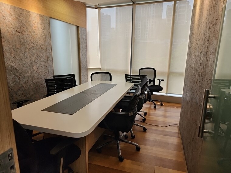 Team Area, garnet-paladium Commercial Office Space 1850 Sq.Ft. In Goregaon East Mumbai 9287173