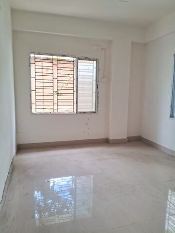 2 BHK Apartment For Sale in New Barrackpore