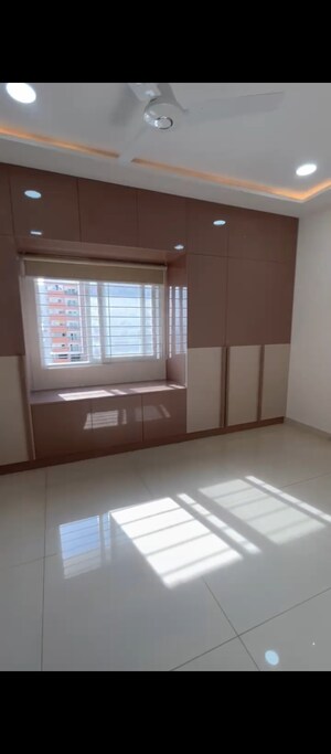 Room in 3 BHK Apartment at Prestige Tranquil, Kokapet – for Rent