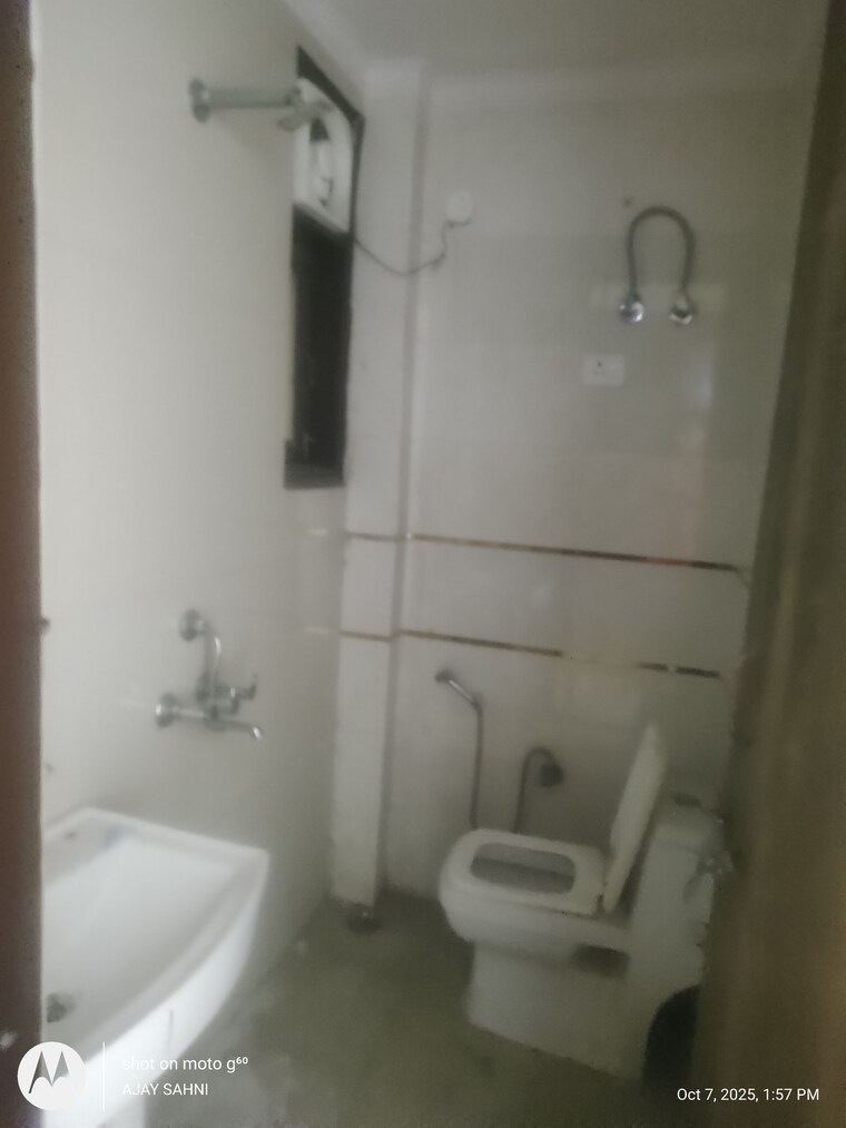 Bathroom, mehrauli 1 Bedroom 450 Sq.Ft. Builder Floor In Mehrauli Delhi 9287237