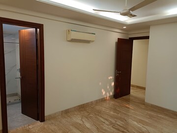 Room in 4 BHK Builder Floor at Boutique Residential Apartments A1 313, Safdarjung Enclave – for Rent