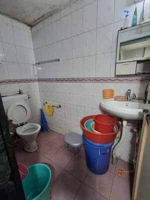 Bathroom in 3 BHK Apartment at Mittal Sun Universe, Sinhagad Road – for Sale