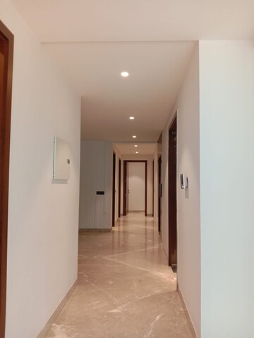  4 BHK Builder Floor at Boutique Residential Apartments A1 313, Safdarjung Enclave – for Rent