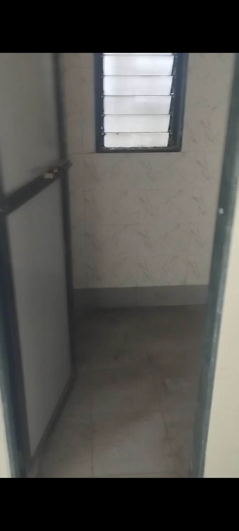 Bathroom, komal-tower 1 Bedroom 320 Sq.Ft. Apartment In Agripada Mumbai 9287260