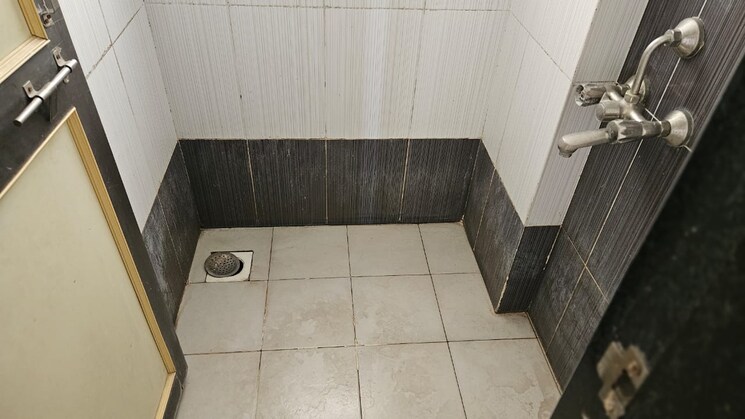 Bathroom, goel-ganga-amrut-ganga 1 Bedroom 600 Sq.Ft. Apartment In Sinhagad Pune 9287258