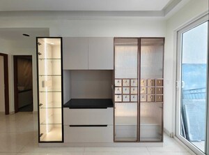 Room in 3 BHK Apartment at Prestige Beverly Hills, Kokapet – for Rent