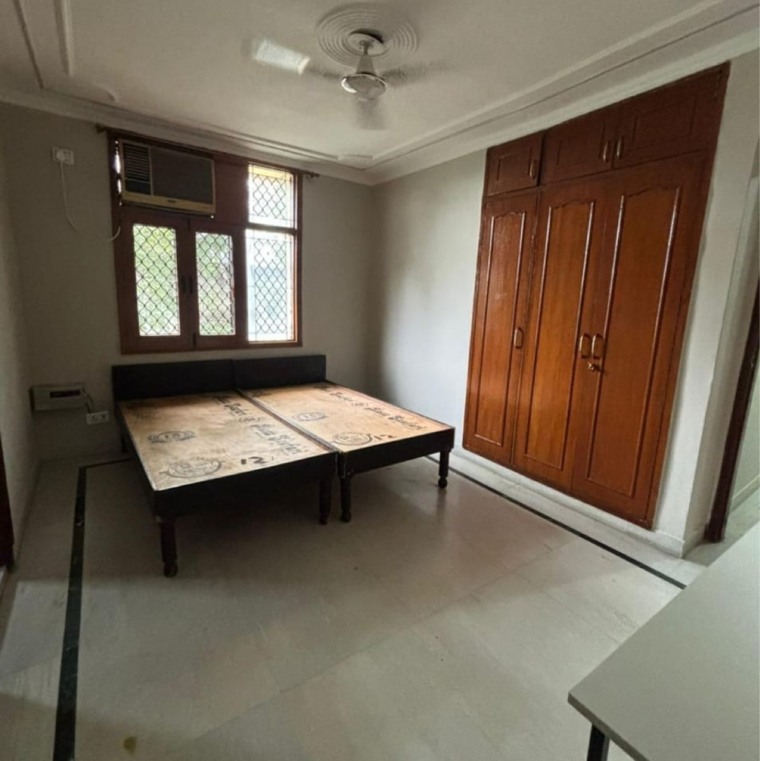 Room, malviya nagar 2 Bedroom 1000 Sq.Ft. Builder Floor In Malviya Nagar Delhi 9287287
