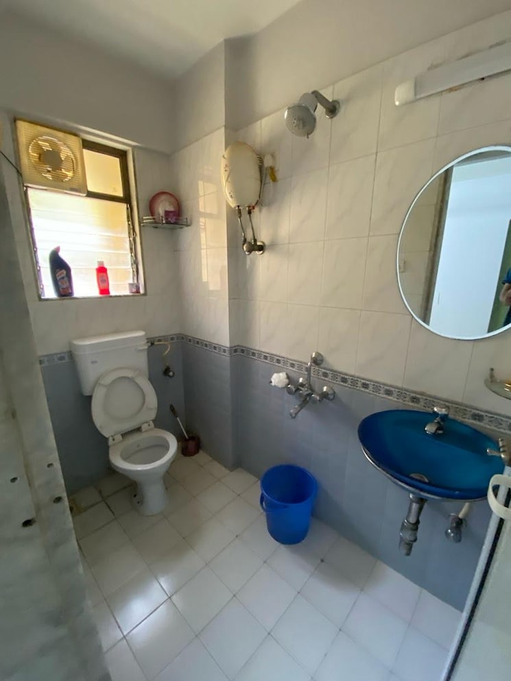 Bathroom, goregaon-west-view-chs 1 Bedroom 432 Sq.Ft. Apartment In Goregaon West Mumbai 9287300