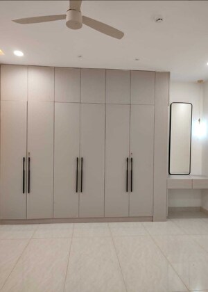 Room in 3 BHK Apartment at Prestige Beverly Hills, Kokapet – for Rent