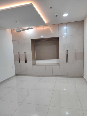 Bathroom in 3 BHK Apartment at Prestige Tranquil, Kokapet – for Rent
