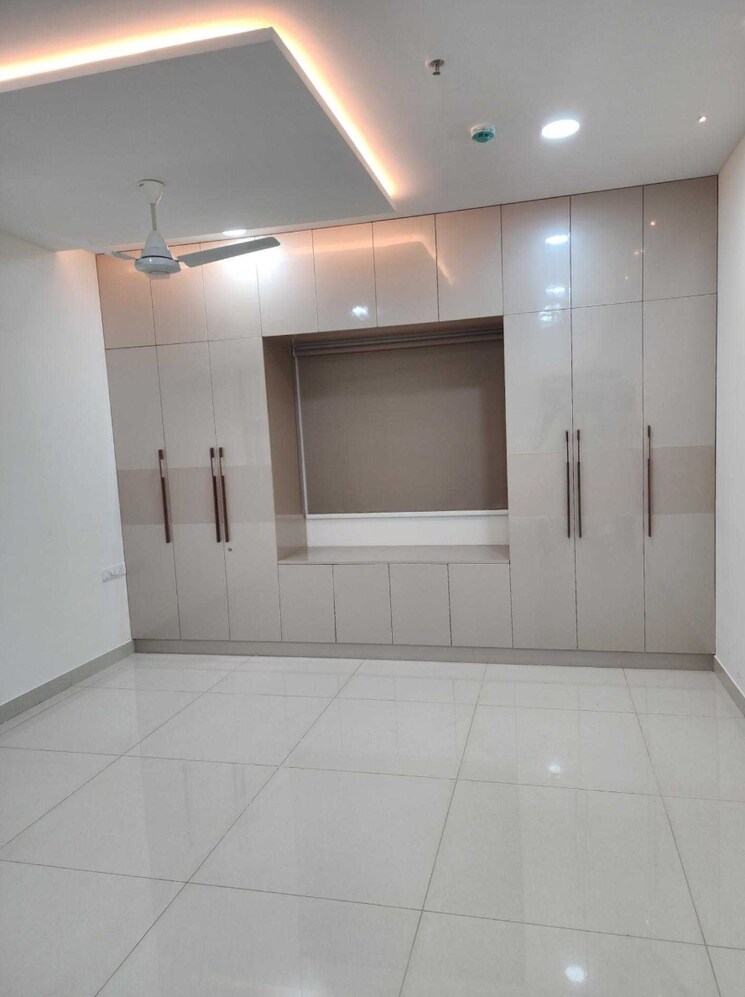 Bathroom, prestige-tranquil 3 Bedroom 1764 Sq.Ft. Apartment In Kokapet Hyderabad 9287310