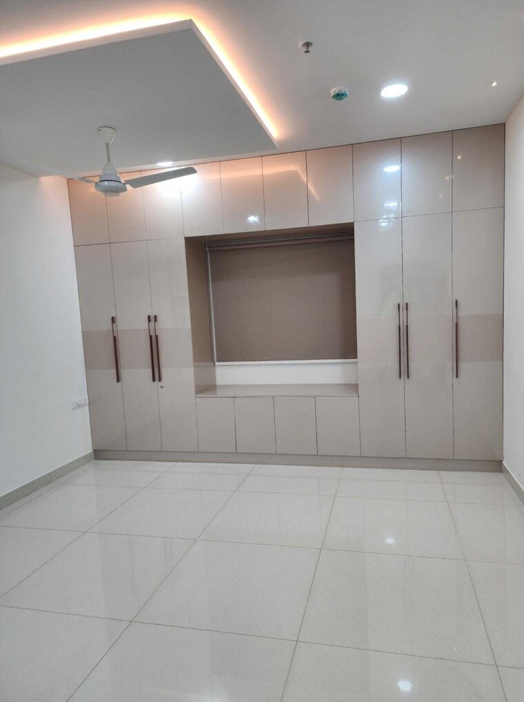 Bathroom, prestige-tranquil 3 Bedroom 1764 Sq.Ft. Apartment In Kokapet Hyderabad 9287310