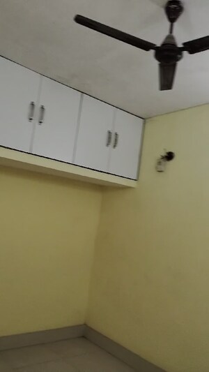 Room in 2 BHK Independent House at Lajpat Nagar – for Rent