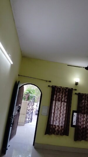 Furnished Amenities in 2 BHK Independent House at Lajpat Nagar – for Rent