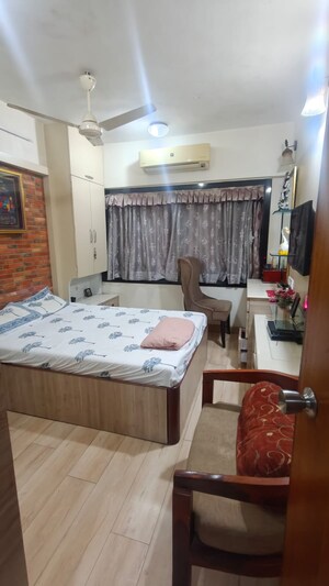 Bedroom in 2 BHK Apartment at K Raheja Vihar, Powai – for Rent