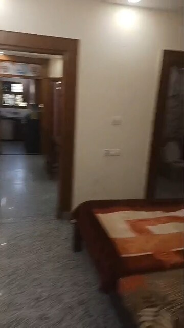 Furnished Amenities in 2 BHK Independent House at Lajpat Nagar – for Rent