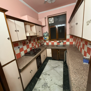 Kitchen in 2.5 BHK Independent House at RWA Apartments Sector 50, Sector 50 – for Rent
