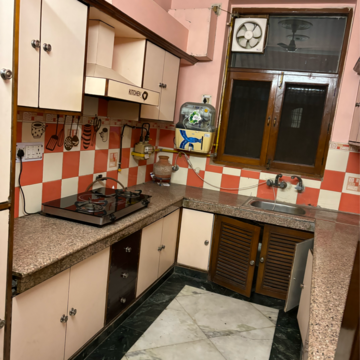 Kitchen in 2.5 BHK Independent House at RWA Apartments Sector 50, Sector 50 – for Rent