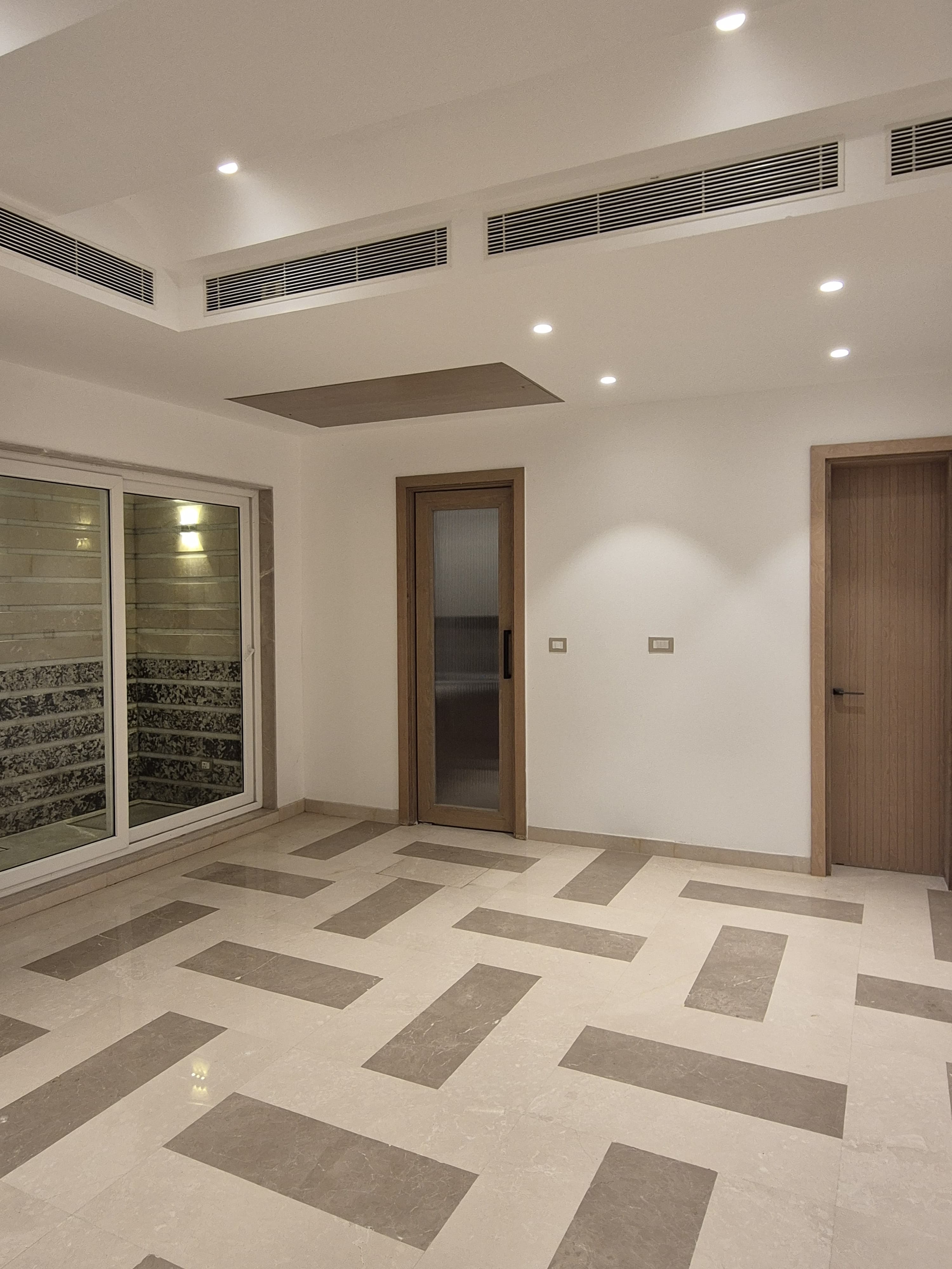 4 BHK + Servant Room,Extra Room Builder Floor For Sale in Vasant Vihar