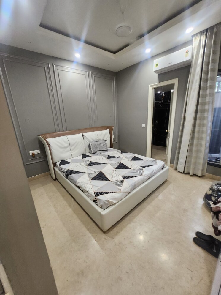 Bedroom, sector 77 5 Bedroom 125 Sq.Yd. Independent House In Sector 77 Mohali 9287372