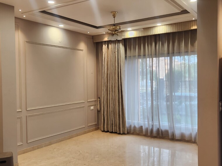 Room, sector 77 5 Bedroom 125 Sq.Yd. Independent House In Sector 77 Mohali 9287372