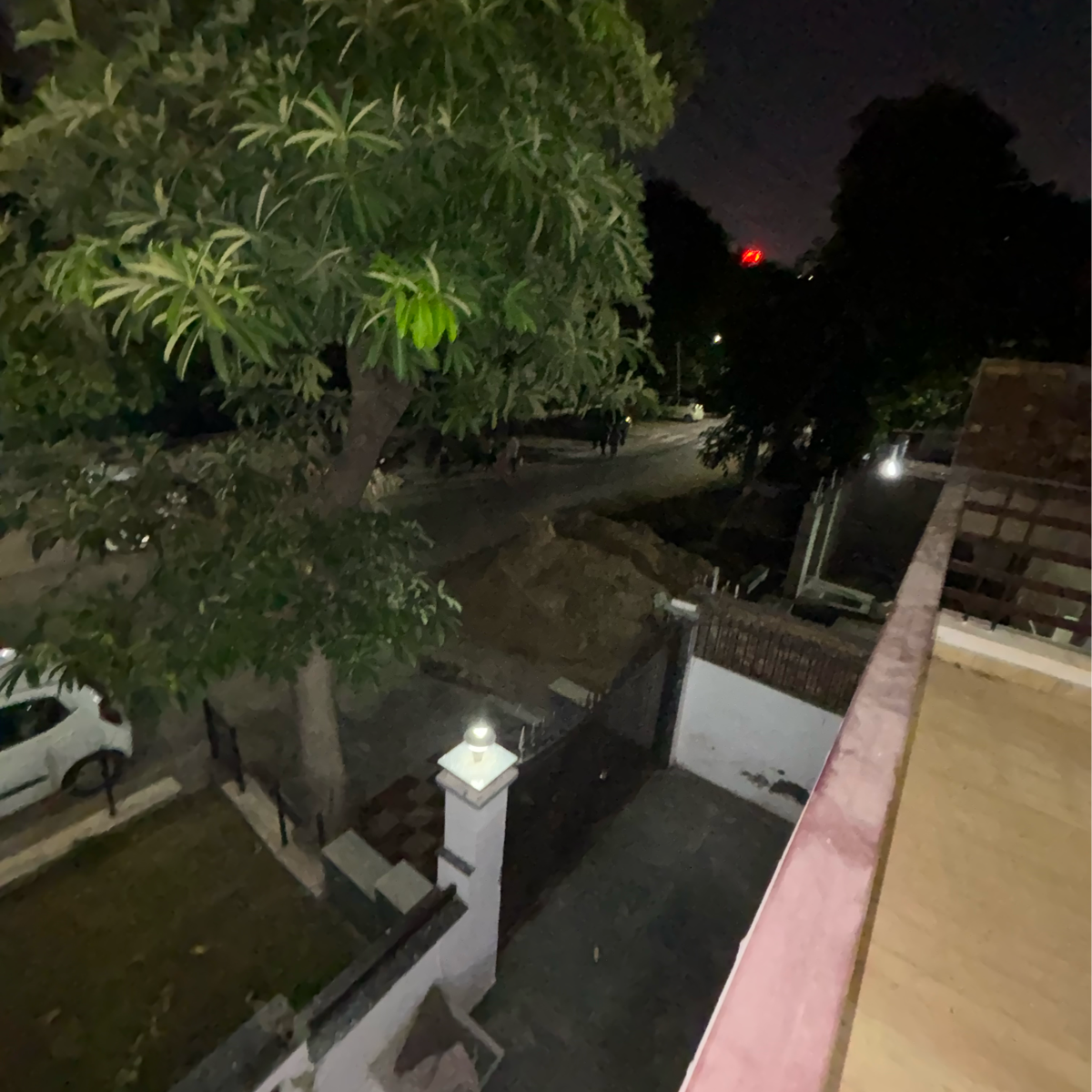 3.5 BHK + Extra Room Apartment For Sale in Mansrovar Apartment