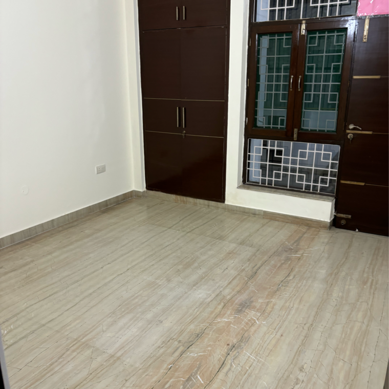 Room, mansrovar-apartment 3.5 Bedroom 1840 Sq.Ft. Apartment In Sector 52 Noida 9287376