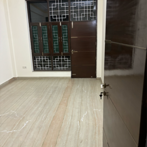 Balcony in 3.5 BHK Apartment at Mansrovar Apartment, Sector 52 – for Sale