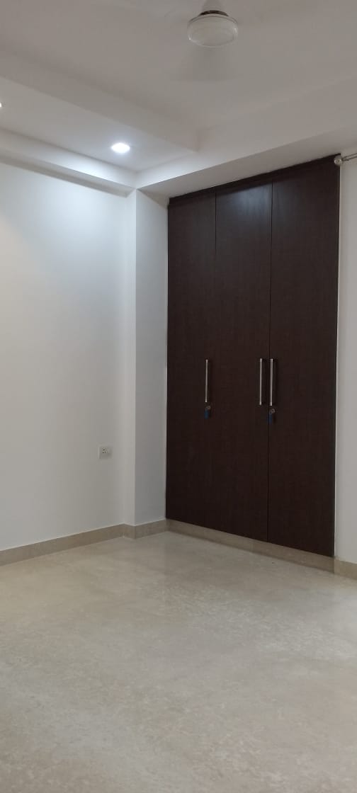 4 BHK + Servant Room Builder Floor For Sale in Vasant Vihar