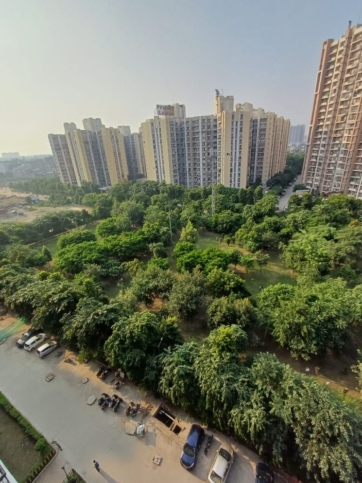 Exterior View, amrapali-zodiac 3 Bedroom 1475 Sq.Ft. Apartment In Sector 120 Noida 9287378