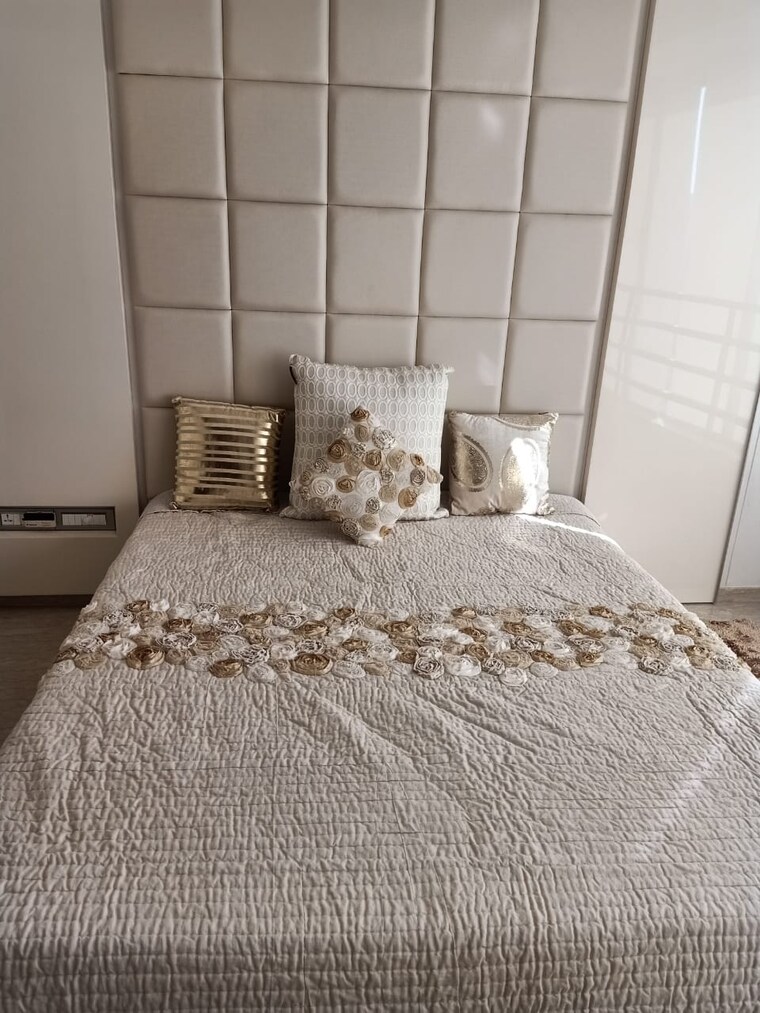 Bedroom, oberoi-springs 3 Bedroom 1200 Sq.Ft. Apartment In Andheri West Mumbai 9287390