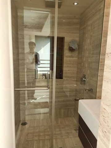 Bathroom in 3 BHK Apartment at Oberoi Springs, Andheri West – for Rent