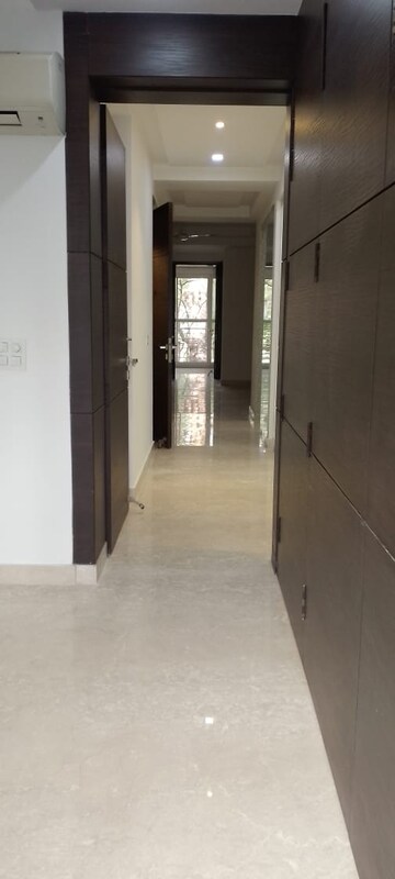 5 BHK Builder Floor For Sale in Vasant Vihar
