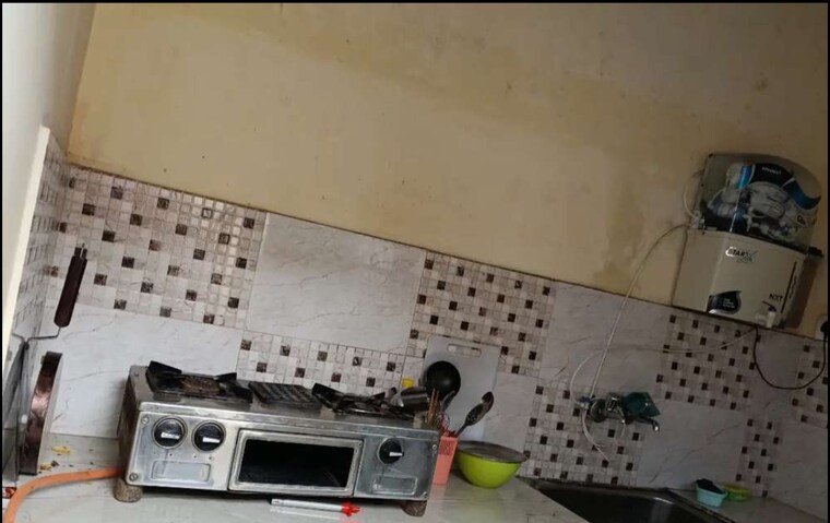 Team Area, sector 35 1 Bedroom 800 Sq.Ft. Builder Floor In Sector 35 Chandigarh 9287456