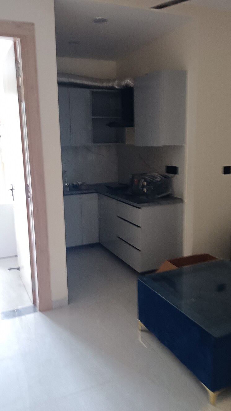 Kitchen, sector 45 1 Bedroom 500 Sq.Ft. Builder Floor In Sector 45 Gurgaon 9287460