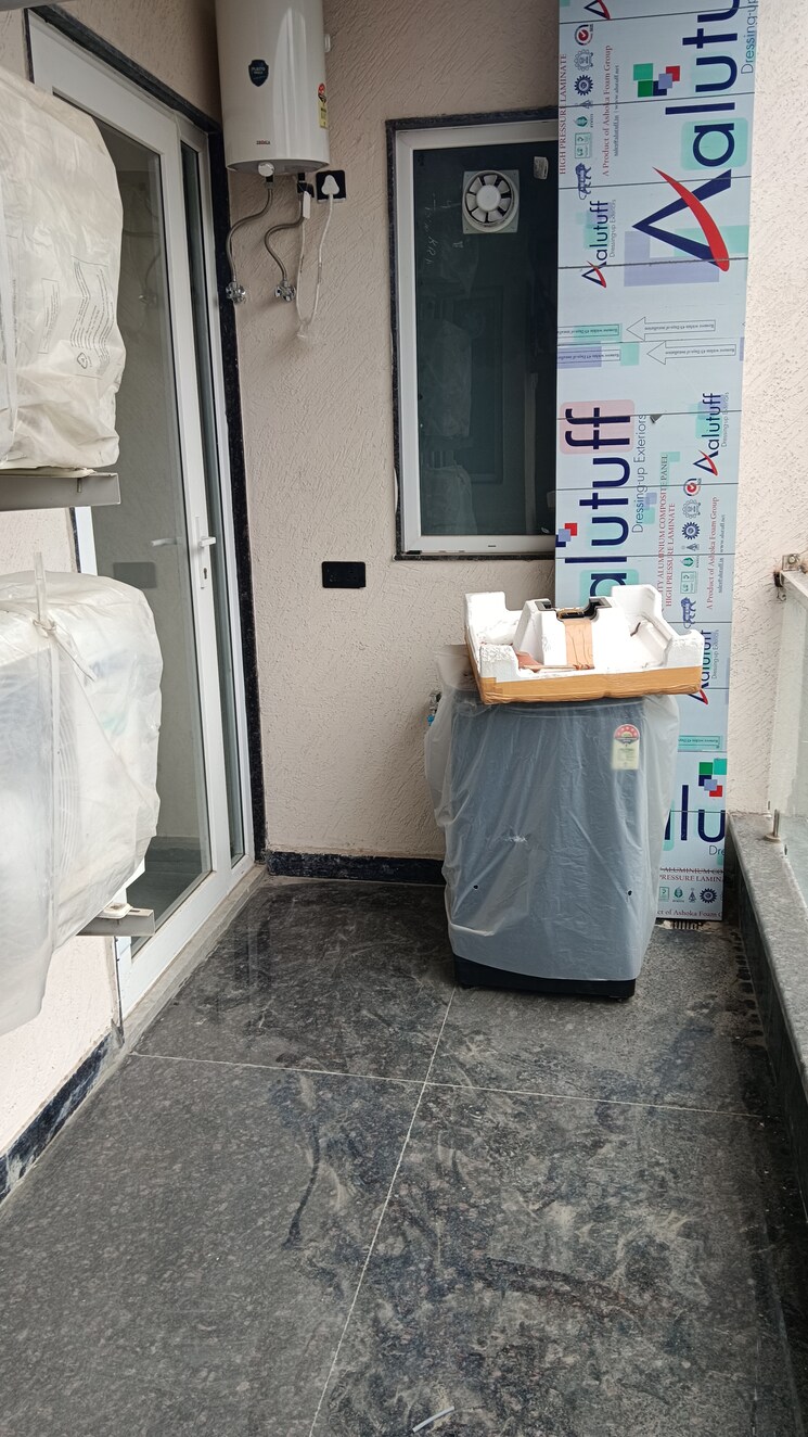 Bathroom, sector 45 1 Bedroom 500 Sq.Ft. Builder Floor In Sector 45 Gurgaon 9287460