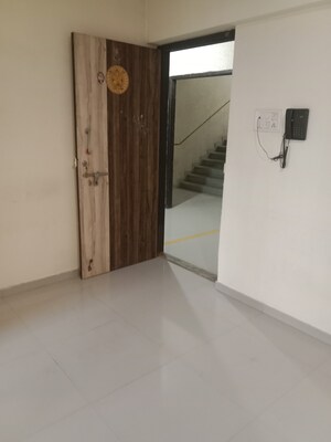 1 BHK Apartment For Rent in KM Narmada Mohan, Naigaon East