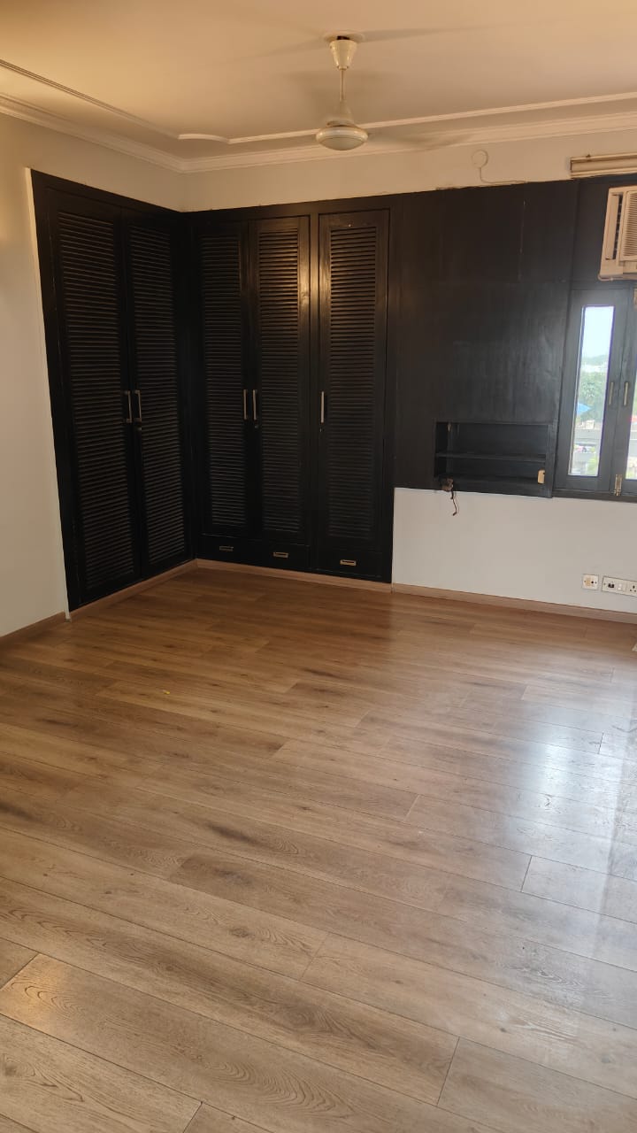 2 BHK + Pooja Room Builder Floor For Rent in Sarvpriya Vihar 