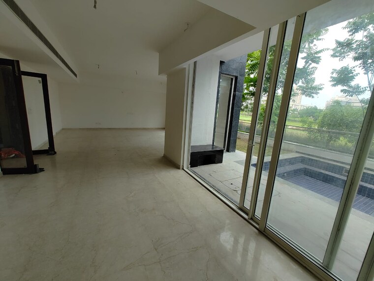 Room, godrej-golf-link-villas 4 Bedroom 2835 Sq.Ft. Villa In Sector 27 Yamuna Expressway Greater Noida 9287497