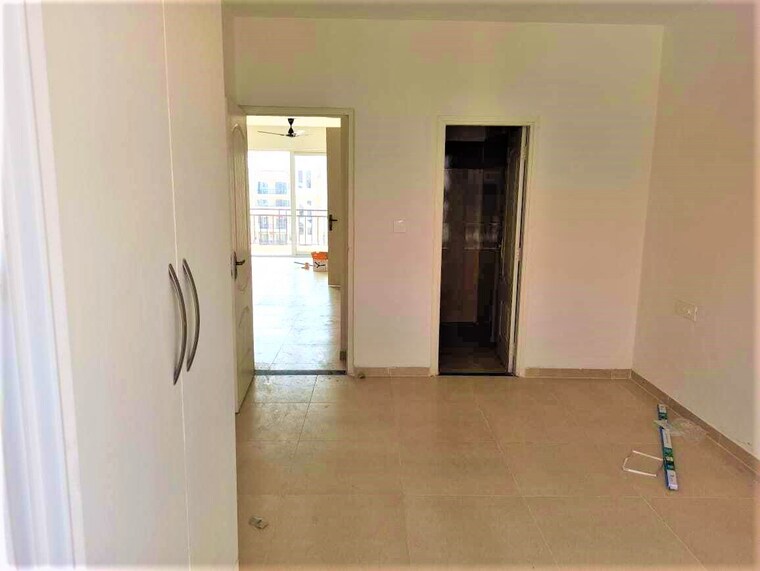 Room, sushma-valencia 3 Bedroom 2250 Sq.Ft. Apartment In International Airport Road Zirakpur 9287515