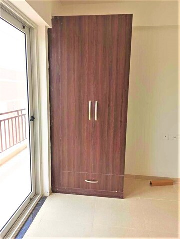 Room in 3 BHK Apartment at Sushma Valencia, International Airport Road – for Sale