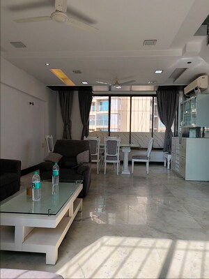 4 BHK Apartment For Rent in Duplex Heights, Andheri West