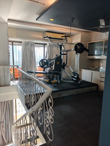 Gym in 4 BHK Apartment at Duplex Heights, Andheri West – for Rent