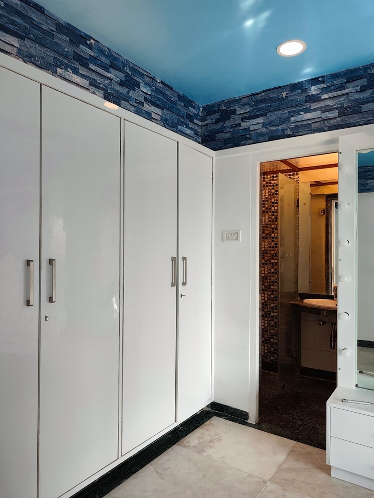 undefined, duplex-heights 4 Bedroom 2000 Sq.Ft. Apartment In Andheri West Mumbai 9287540